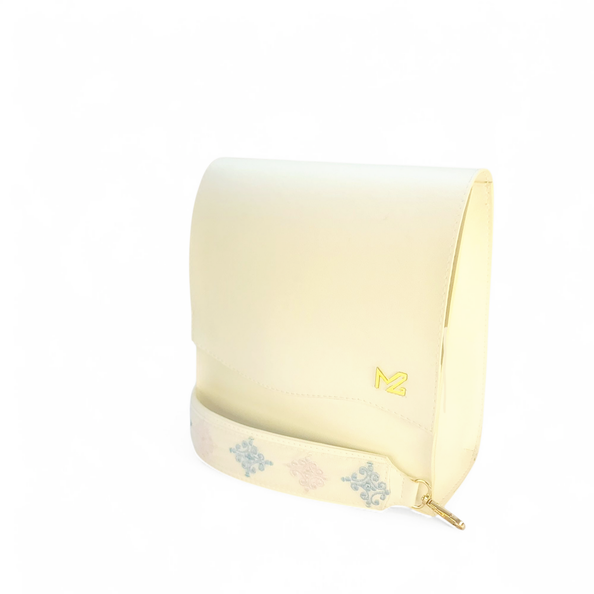 Elegant White Handbag