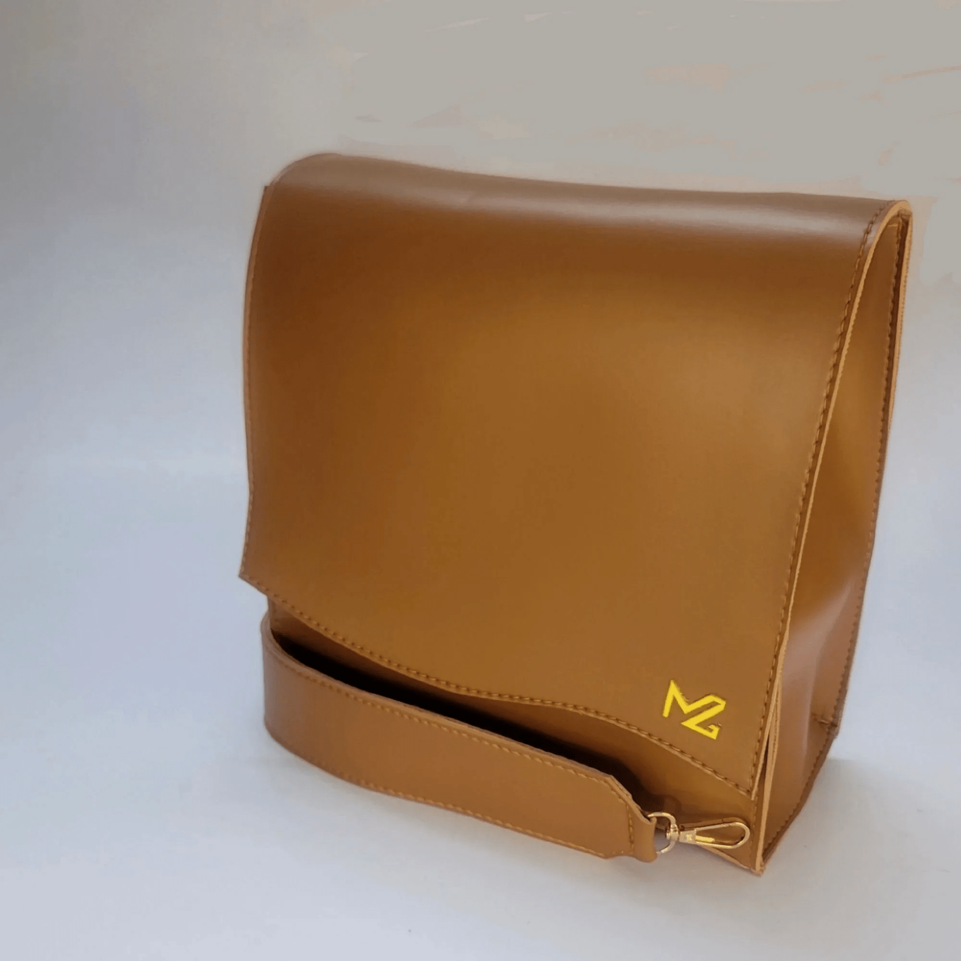 Brown Ladies Handbag - Maimoon Gallery