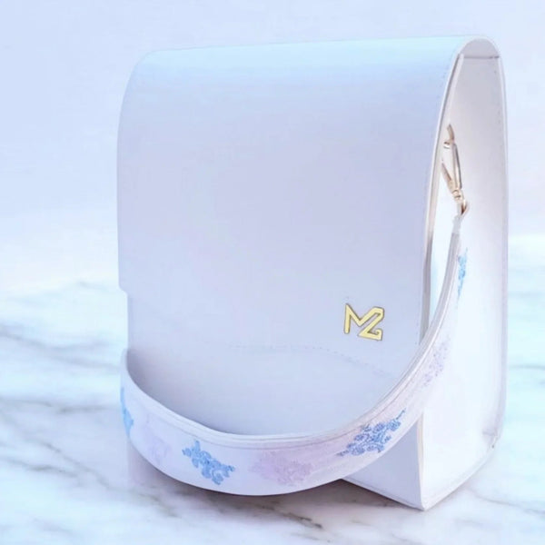 Elegant White Handbag - Maimoon Gallery