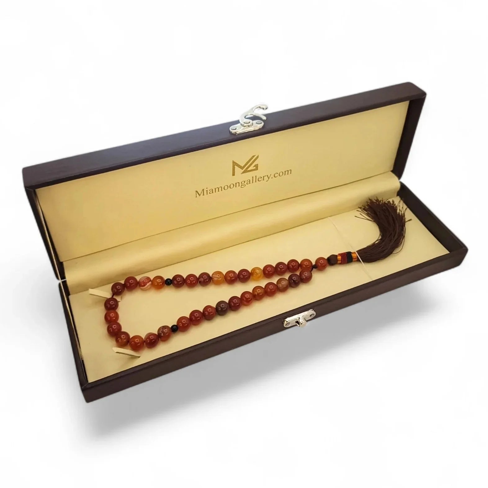 Yamani Aqeeq Aqq Tasbeeh – 33 & 100 - Beaeed Prayer Beads - Maimoon Gallery